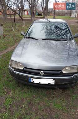 Ліфтбек Renault Safrane 1993 в 