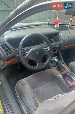 Ліфтбек Renault Safrane 1994 в 