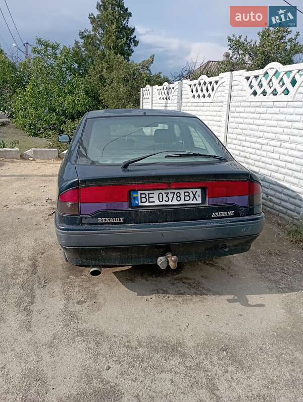 Ліфтбек Renault Safrane 1996 в Миколаєві