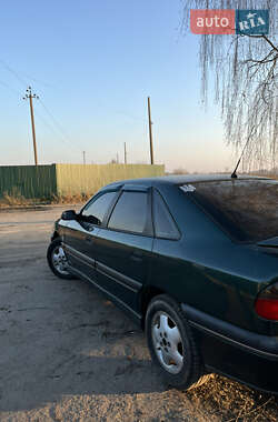 Лифтбек Renault Safrane 1998 в 