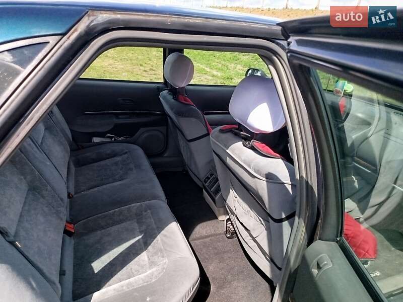 Лифтбек Renault Safrane 1998 в Прилуках