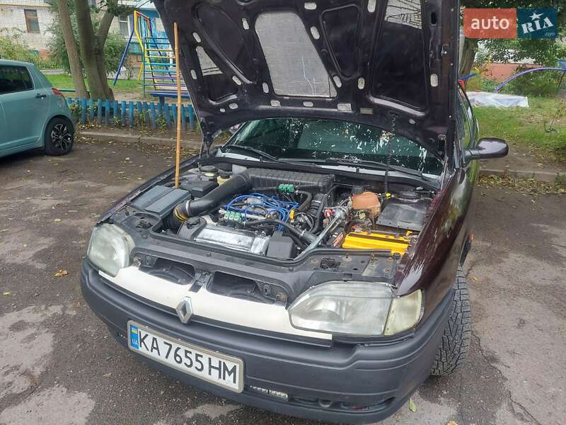 Лифтбек Renault Safrane 1993 в Черкассах фото 4 Лифтбек Renault Safrane 1993 в Черкассах