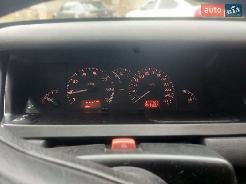 Лифтбек Renault Safrane 1993 в Черкассах фото 22 Лифтбек Renault Safrane 1993 в Черкассах