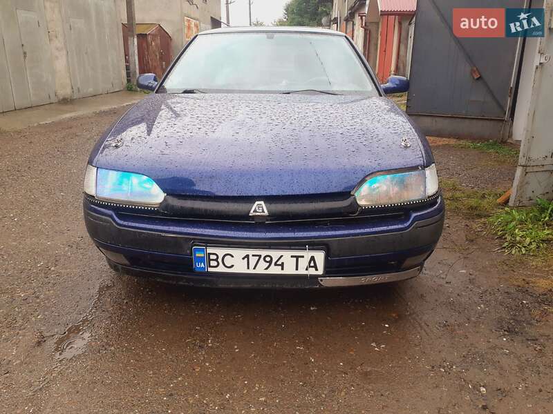 Лифтбек Renault Safrane 1993 в Черновцах