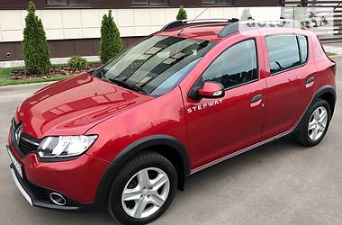 Хэтчбек Renault Sandero StepWay 2015 в Днепре