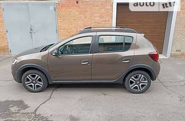 Хэтчбек Renault Sandero StepWay 2020 в Виннице