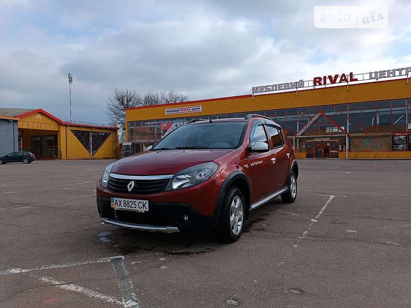 Позашляховик / Кросовер Renault Sandero StepWay 2011 в Харкові
