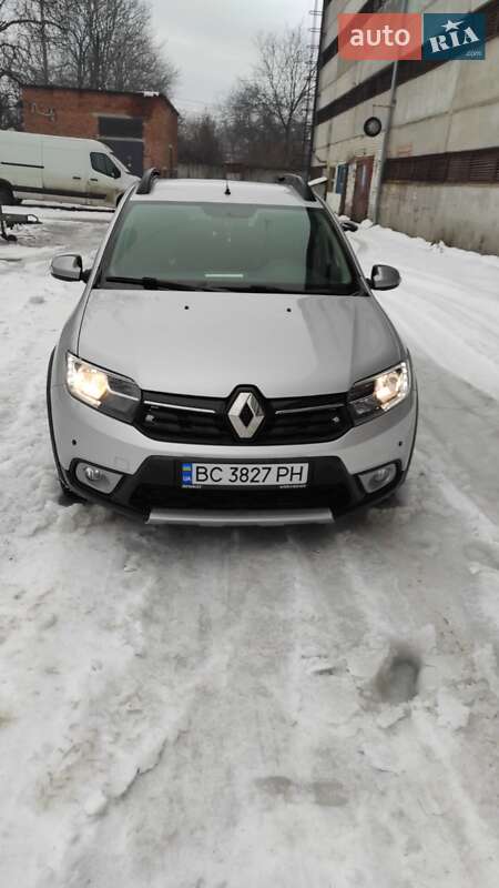 Хэтчбек Renault Sandero StepWay 2018 в Львове