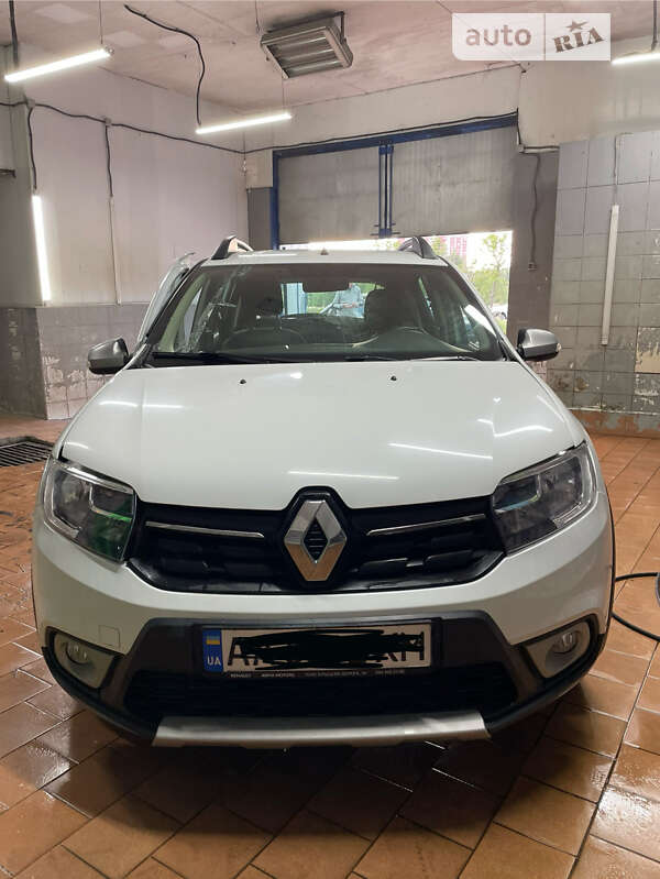 Хэтчбек Renault Sandero StepWay 2019 в Киеве