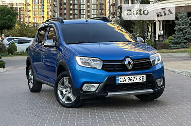 Хэтчбек Renault Sandero StepWay 2017 в Хмельницком