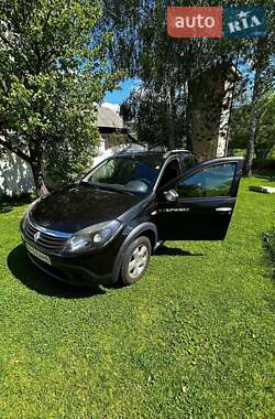 Позашляховик / Кросовер Renault Sandero StepWay 2011 в Запоріжжі