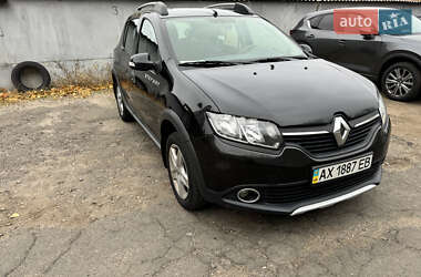 Внедорожник / Кроссовер Renault Sandero StepWay 2013 в Киеве