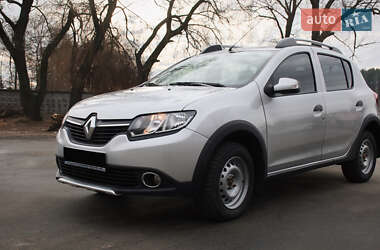 Внедорожник / Кроссовер Renault Sandero StepWay 2014 в Киеве