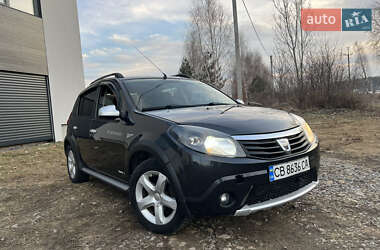 Внедорожник / Кроссовер Renault Sandero StepWay 2010 в Киеве