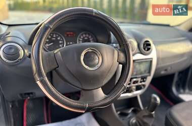 Внедорожник / Кроссовер Renault Sandero StepWay 2010 в 