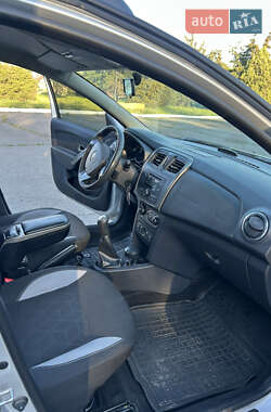 Внедорожник / Кроссовер Renault Sandero StepWay 2013 в 