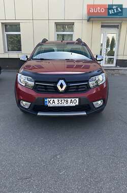 Хэтчбек Renault Sandero StepWay 2020 в 
