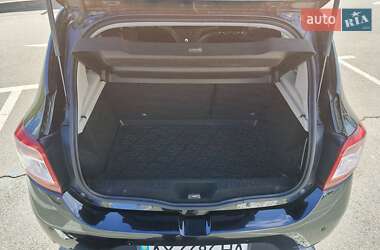 Позашляховик / Кросовер Renault Sandero StepWay 2013 в 