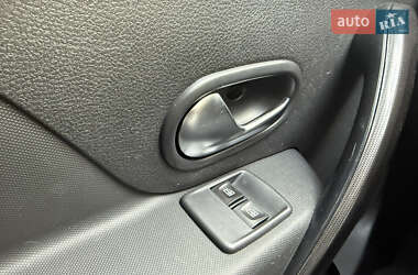 Хетчбек Renault Sandero StepWay 2019 в 