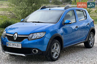 Внедорожник / Кроссовер Renault Sandero StepWay 2015 в Тернополе