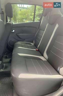 Хэтчбек Renault Sandero StepWay 2020 в 