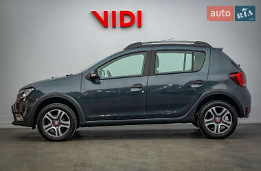 Хэтчбек Renault Sandero StepWay 2019 в 