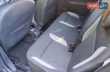 Внедорожник / Кроссовер Renault Sandero StepWay 2013 в 