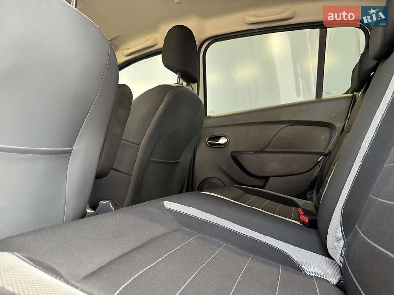 Хэтчбек Renault Sandero StepWay 2019 в Киеве