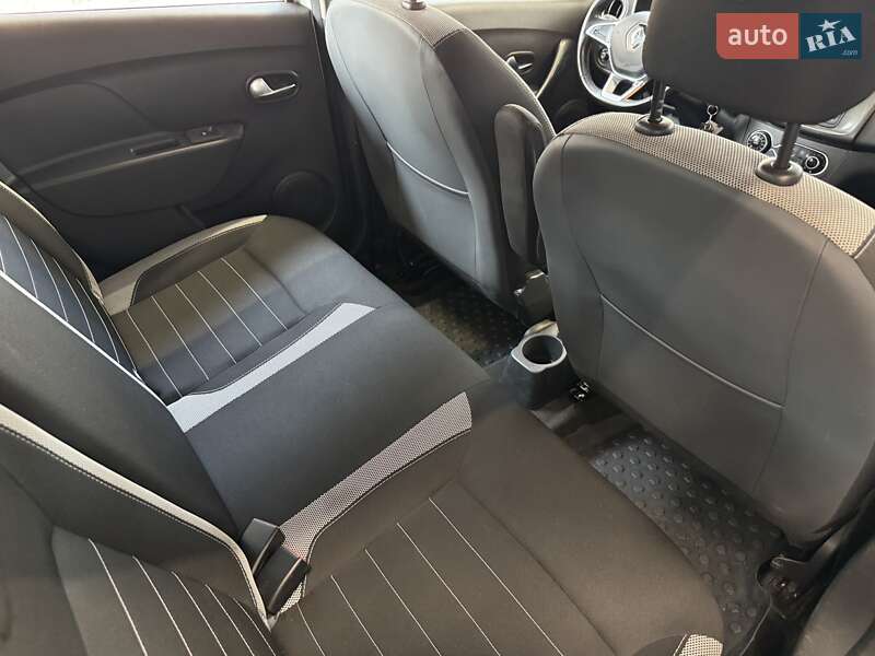 Хэтчбек Renault Sandero StepWay 2019 в Киеве