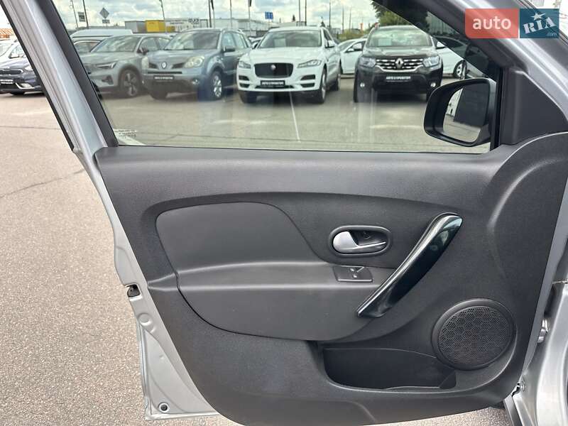 Хетчбек Renault Sandero StepWay 2020 в Києві