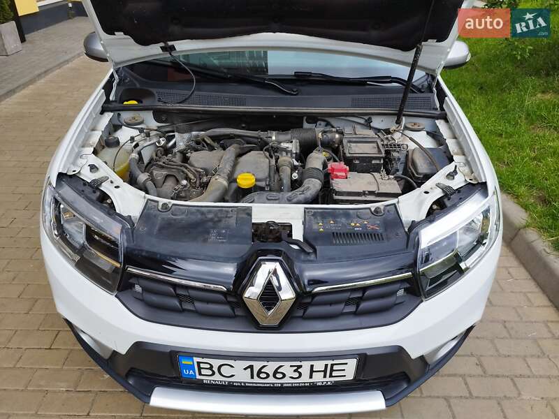 Хэтчбек Renault Sandero StepWay 2017 в Львове