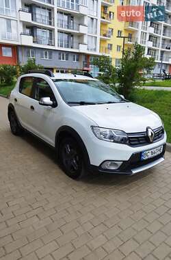 Хетчбек Renault Sandero StepWay 2017 в Львові
