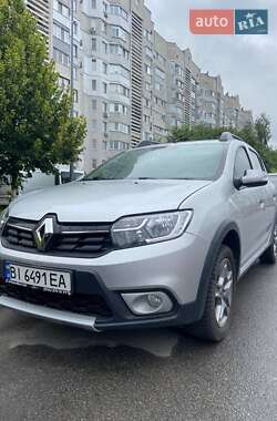 Хетчбек Renault Sandero StepWay 2018 в Святопетрівське