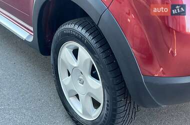 Внедорожник / Кроссовер Renault Sandero StepWay 2012 в 