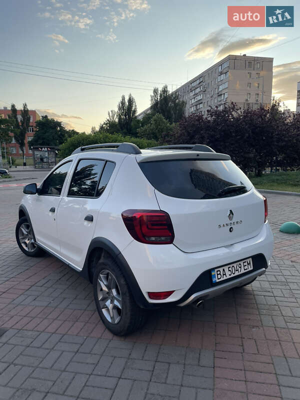 Хетчбек Renault Sandero StepWay 2021 в Києві