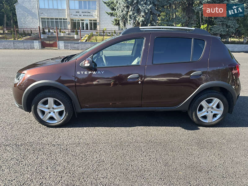 Хэтчбек Renault Sandero StepWay 2016 в Одессе