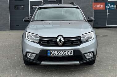 Хэтчбек Renault Sandero StepWay 2020 в 
