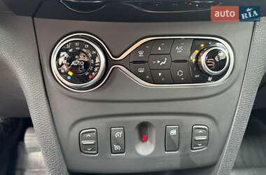 Хэтчбек Renault Sandero StepWay 2020 в 