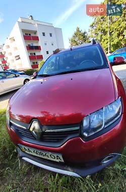 Внедорожник / Кроссовер Renault Sandero StepWay 2013 в 