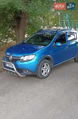 Позашляховик / Кросовер Renault Sandero StepWay 2015 в Херсоні