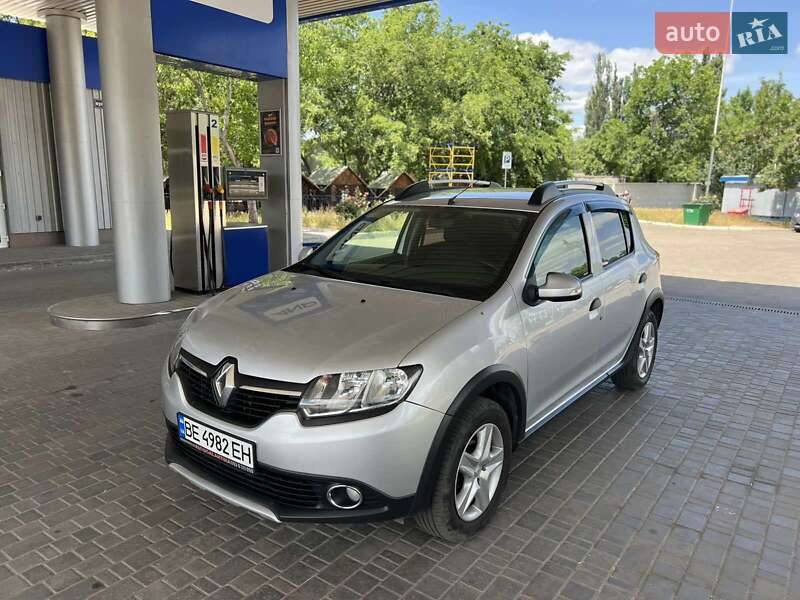 Хэтчбек Renault Sandero StepWay 2016 в Николаеве