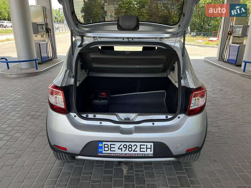 Хэтчбек Renault Sandero StepWay 2016 в Николаеве