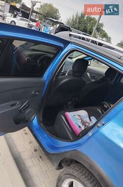 Внедорожник / Кроссовер Renault Sandero StepWay 2014 в 