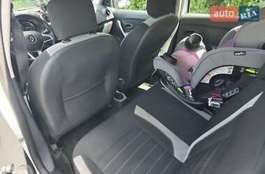 Хэтчбек Renault Sandero StepWay 2017 в 