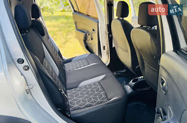 Внедорожник / Кроссовер Renault Sandero StepWay 2015 в 