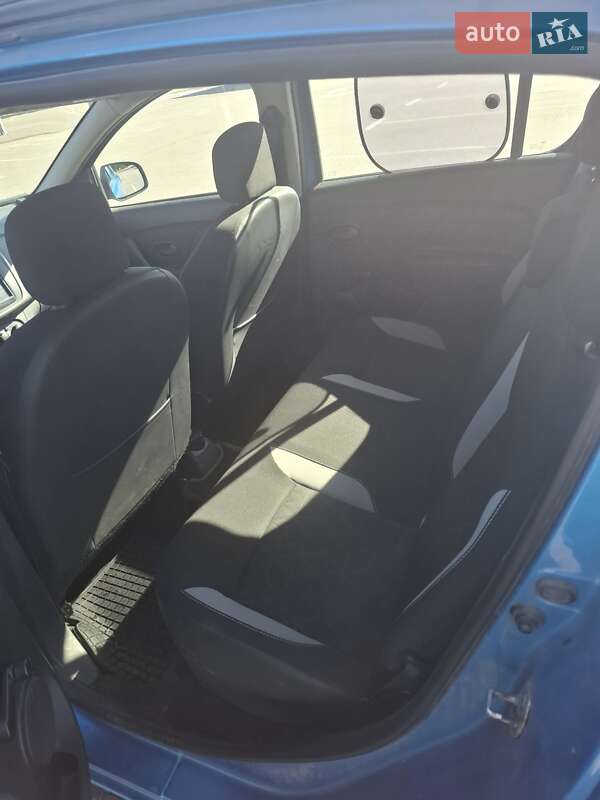 Внедорожник / Кроссовер Renault Sandero StepWay 2013 в Киеве