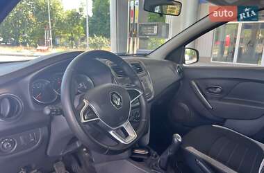 Хэтчбек Renault Sandero StepWay 2017 в 