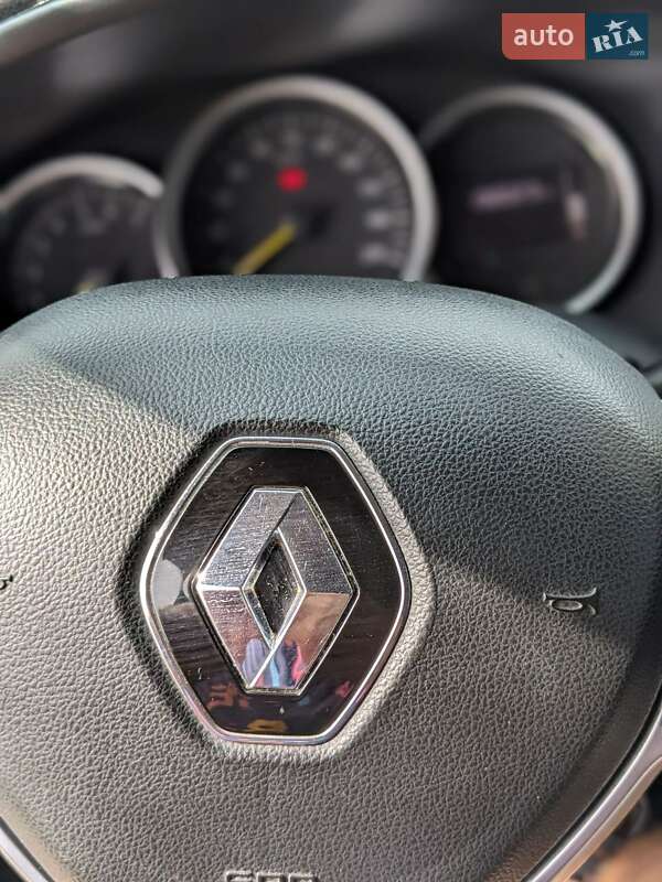 Позашляховик / Кросовер Renault Sandero StepWay 2017 в Мукачевому