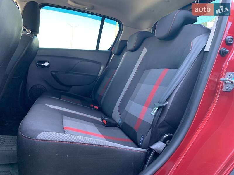 Хетчбек Renault Sandero StepWay 2019 в Києві