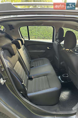 Хэтчбек Renault Sandero StepWay 2020 в 